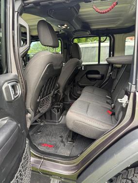 Gray 2021 Jeep Wrangler Unlimited Rubicon