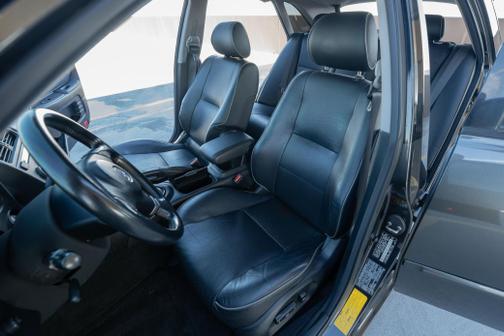2003 Lexus IS 300 SportCross