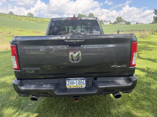 Gray 2019 RAM 1500 Big Horn