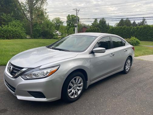Silver 2017 Nissan Altima 2.5 S