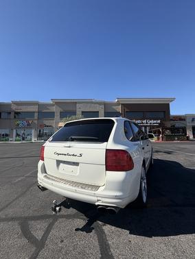 White 2006 Porsche Cayenne Cayenne Turbo S