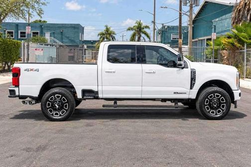 White 2025 Ford F-250 Platinum