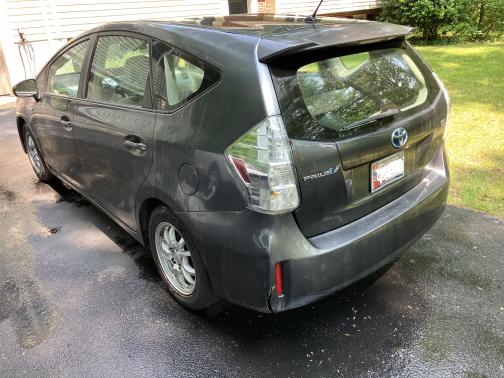 2012 Toyota Prius v Five