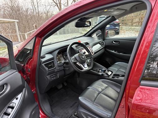 2020 Nissan Leaf SL PLUS