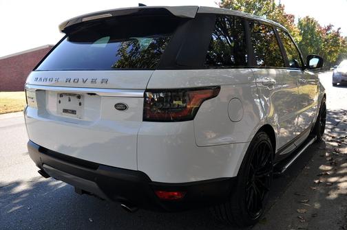 2017 Land Rover Range Rover Sport 3.0L Supercharged SE