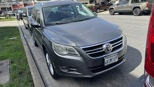 2010 Volkswagen Tiguan S