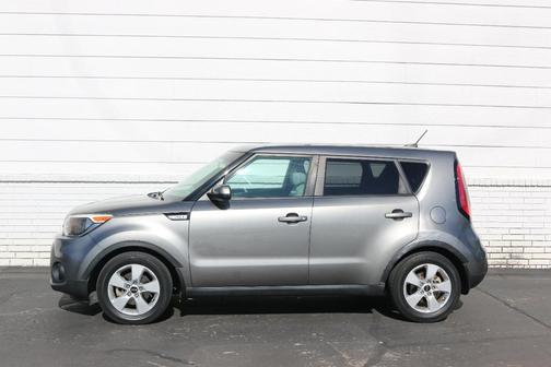 Gray 2017 Kia Soul Base