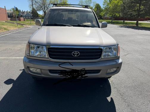 Silver 2002 Toyota Land Cruiser Base