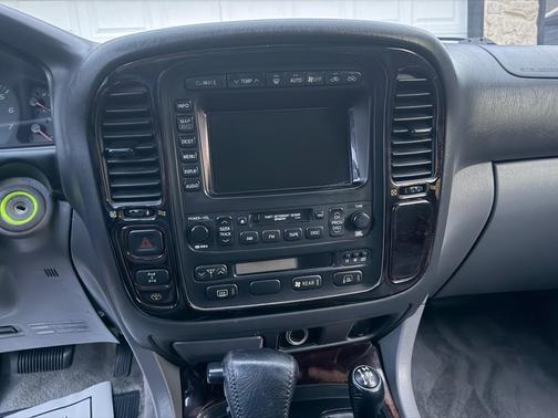 Silver 2002 Toyota Land Cruiser Base