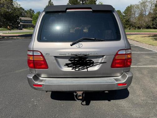 Silver 2002 Toyota Land Cruiser Base