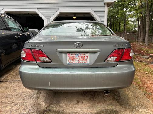 Gray 2004 Lexus ES 330 Base