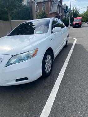White 2009 Toyota Camry Hybrid Base