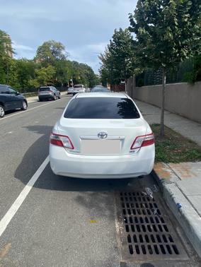 White 2009 Toyota Camry Hybrid Base