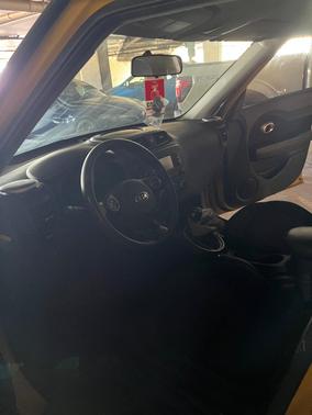 Yellow 2016 Kia Soul +