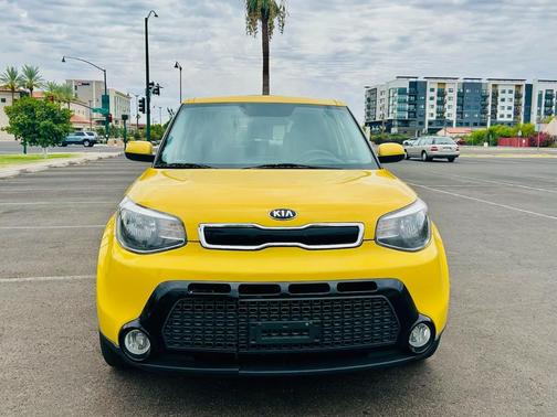 Yellow 2016 Kia Soul +