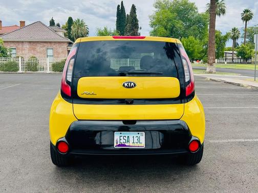 Yellow 2016 Kia Soul +