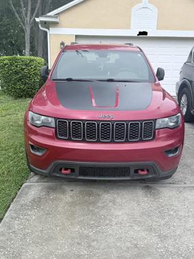 Red 2017 Jeep Grand Cherokee Trailhawk