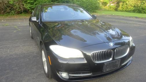2012 BMW 528 i xDrive