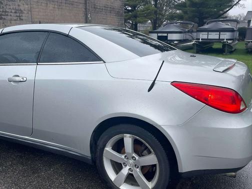 Gray 2009 Pontiac G6 GT