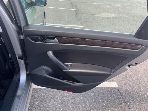 2014 Volkswagen Passat 2.0L TDI SEL Premium