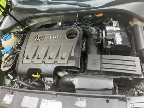 2014 Volkswagen Passat 2.0L TDI SEL Premium