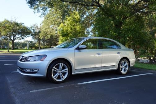 2014 Volkswagen Passat 2.0L TDI SEL Premium