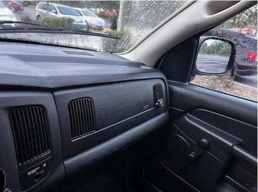 White 2002 Dodge Ram 1500 Base