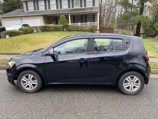 Photo 5 of 6 of 2012 Chevrolet Sonic 2LS