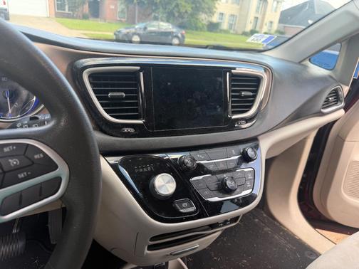 Red 2017 Chrysler Pacifica Touring