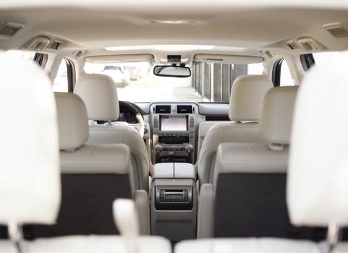 Photo 3 of 9 of 2017 Lexus GX 460 Luxury