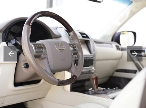 Photo 4 of 9 of 2017 Lexus GX 460 Luxury