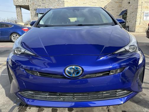 2017 Toyota Prius Two