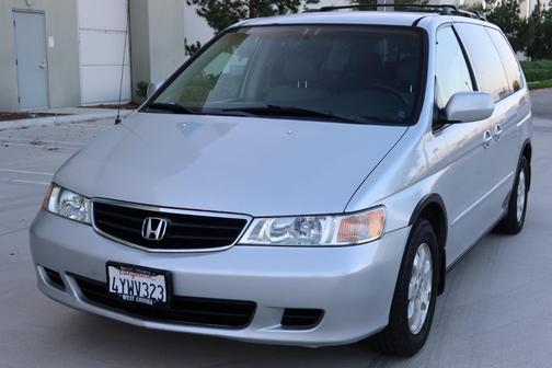 Silver 2002 Honda Odyssey EX-L