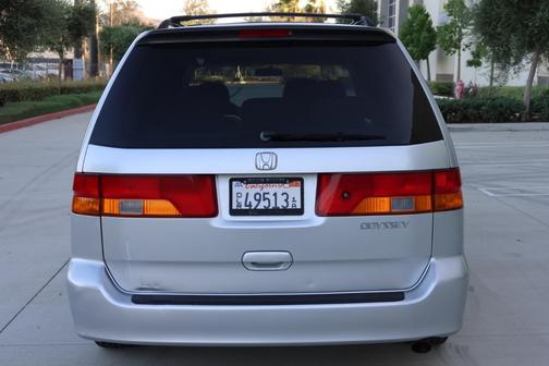 Silver 2002 Honda Odyssey EX-L