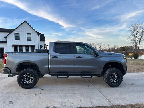 2019 Chevrolet Silverado 1500 Custom