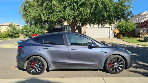 2023 Tesla Model Y Performance