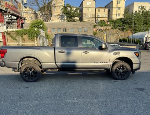 2018 Nissan Titan XD SL