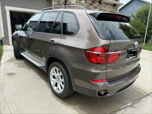 Brown 2011 BMW X5 xDrive35i Premium