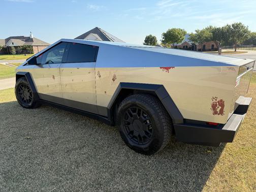 2024 Tesla Cybertruck AWD