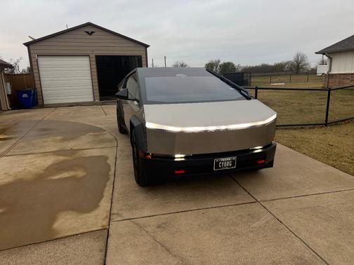 2024 Tesla Cybertruck AWD
