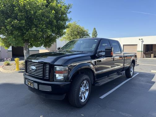 Black 2008 Ford F-250 Lariat Crew Cab Super Duty