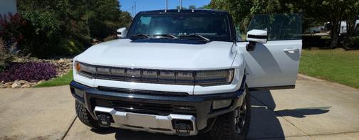 White 2025 GMC HUMMER EV Pickup 3X