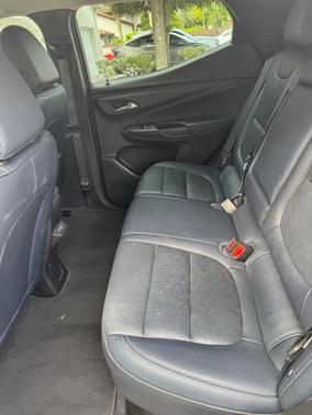 White 2022 Chevrolet Bolt EUV Premier