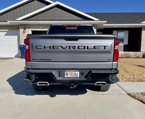 Photo 4 of 8 of 2020 Chevrolet Silverado 1500 LT Trail Boss