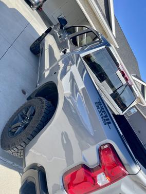 Photo 5 of 8 of 2020 Chevrolet Silverado 1500 LT Trail Boss
