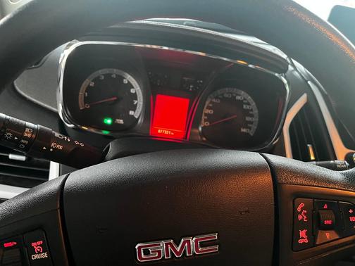 White 2015 GMC Terrain SLE-1