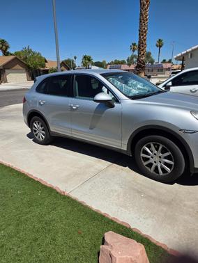 Silver 2011 Porsche Cayenne Cayenne