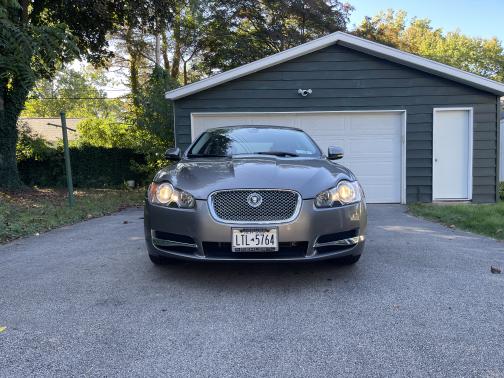 2011 Jaguar XF Base