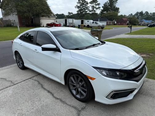 White 2019 Honda Civic EX