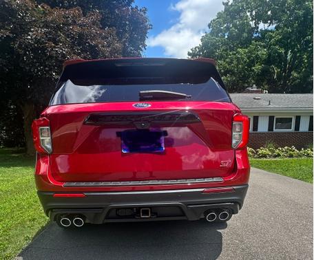2022 Ford Explorer ST